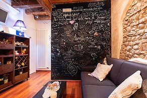 Abbraccio di Romeo e Giulietta