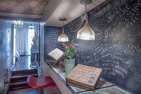 Abbraccio di Romeo e Giulietta