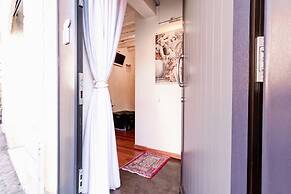 Abbraccio di Romeo e Giulietta