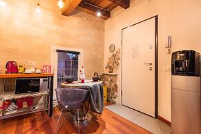 Abbraccio di Romeo e Giulietta