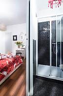 Abbraccio di Romeo e Giulietta