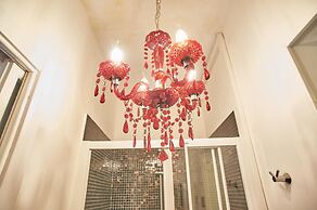 Abbraccio di Romeo e Giulietta