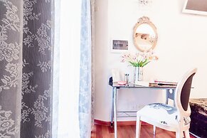 Abbraccio di Romeo e Giulietta