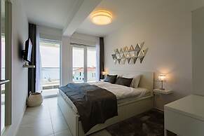 Villa Compass Luxury in a natural bay