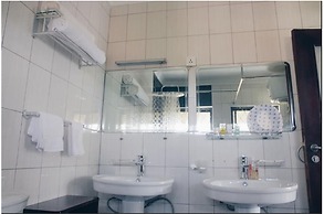 Airport Hotel Entebbe