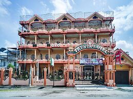 OYO 1140 Hotel Tresya Tanjung Balai