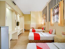 OYO 1140 Hotel Tresya Tanjung Balai
