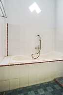 OYO 1140 Hotel Tresya Tanjung Balai