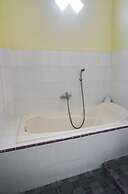 OYO 1140 Hotel Tresya Tanjung Balai