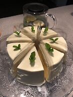 Yangshuo Serene Cove Hotel