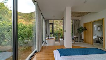 Yangshuo Serene Cove Hotel