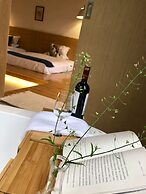 Yangshuo Serene Cove Hotel