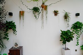 Yangshuo Serene Cove Hotel