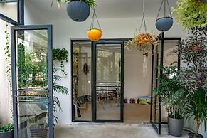 Yangshuo Serene Cove Hotel