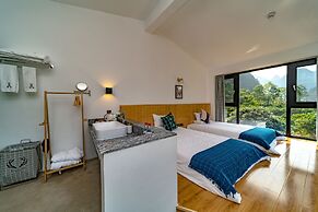 Yangshuo Serene Cove Hotel