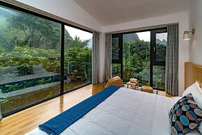Yangshuo Serene Cove Hotel