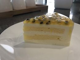 Yangshuo Serene Cove Hotel