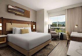 Hotel Centro Sonoma Wine Country, Tapestry Collection Hilton