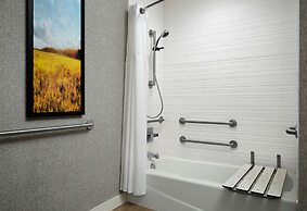 Hotel Centro Sonoma Wine Country, Tapestry Collection Hilton