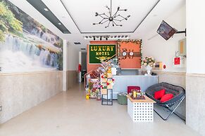 OYO 238 Luxury Motel