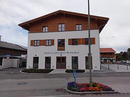 Hotel Landgasthof Brunnthal