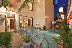 Saclo Villa and Hostel