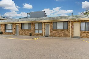 Hybiscus Waterfront Apartments