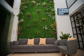 AHA Green Hotel & Apartment HN