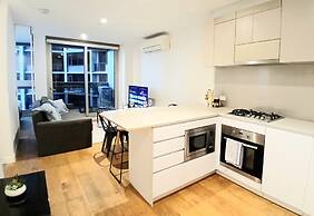 ReadySet Apartments on Rose Lane