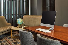 Hyatt Place Peña Station/Denver Airport