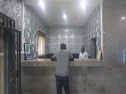 Glamour Park Hotel & Suites