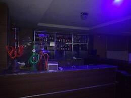 Glamour Park Hotel & Suites