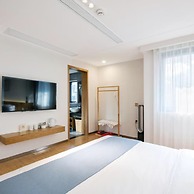 Floral Hotel Hangzhou Puyushanyu