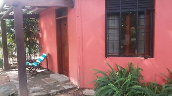 White Castle Hotel Arua