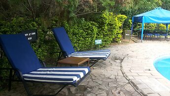 White Castle Hotel Arua