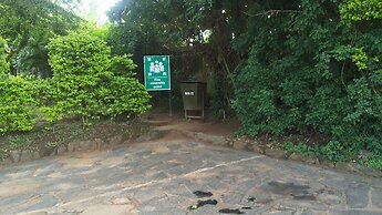 White Castle Hotel Arua