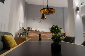 Grand Port Suites Thessaloniki