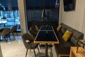 Grand Port Suites Thessaloniki