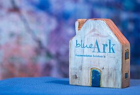 Blue Ark Stylish Athens