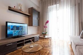 Blue Ark Stylish Athens