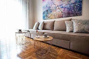 Blue Ark Stylish Athens