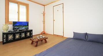 Gyeongju Seorabeol Hanok