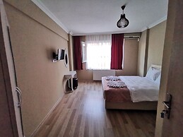 Kizil Elma Hotel