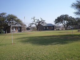 OUT OF Nature Country Lodge