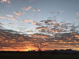 OUT OF Nature Country Lodge