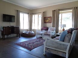 OUT OF Nature Country Lodge