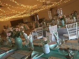 OUT OF Nature Country Lodge