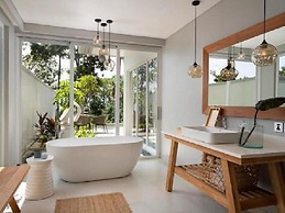 Novus Jiva Villa Resort and Spa Anyer