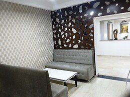 Polo Court Hotel