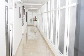 Polo Court Hotel